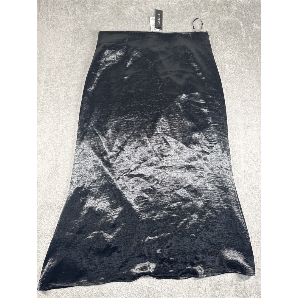 Gracia Long Gray Textured Satin Skirt Women's Size XL‎ New